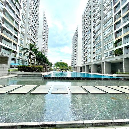 Secc Luxury 2-Br Apartment, Scenic Valley, Saigon Exhibition And Convention Center, Fv Hospital, Phu My Hung District 7 Cidade de Ho Chi Minh Exterior foto