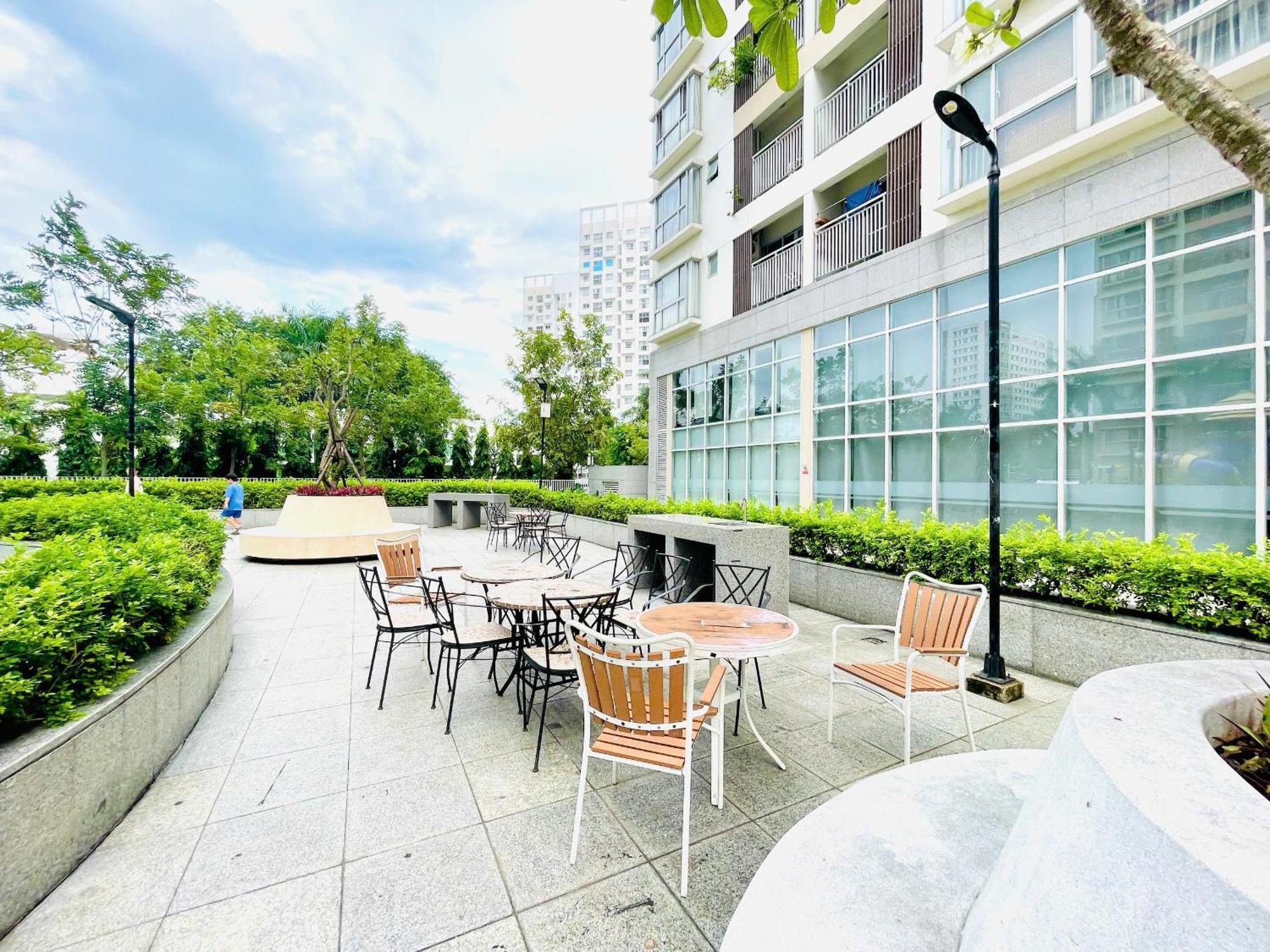 Secc Luxury 2-Br Apartment, Scenic Valley, Saigon Exhibition And Convention Center, Fv Hospital, Phu My Hung District 7 Cidade de Ho Chi Minh Exterior foto