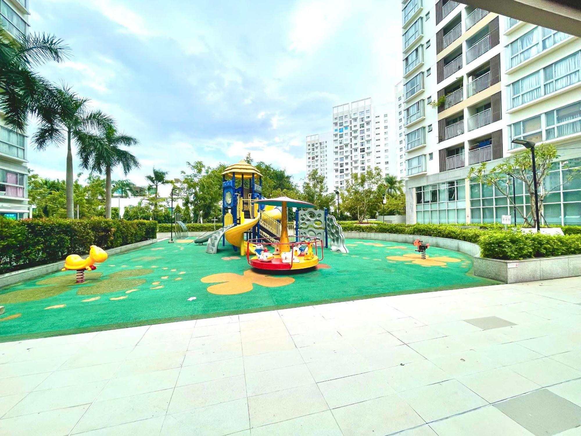 Secc Luxury 2-Br Apartment, Scenic Valley, Saigon Exhibition And Convention Center, Fv Hospital, Phu My Hung District 7 Cidade de Ho Chi Minh Exterior foto